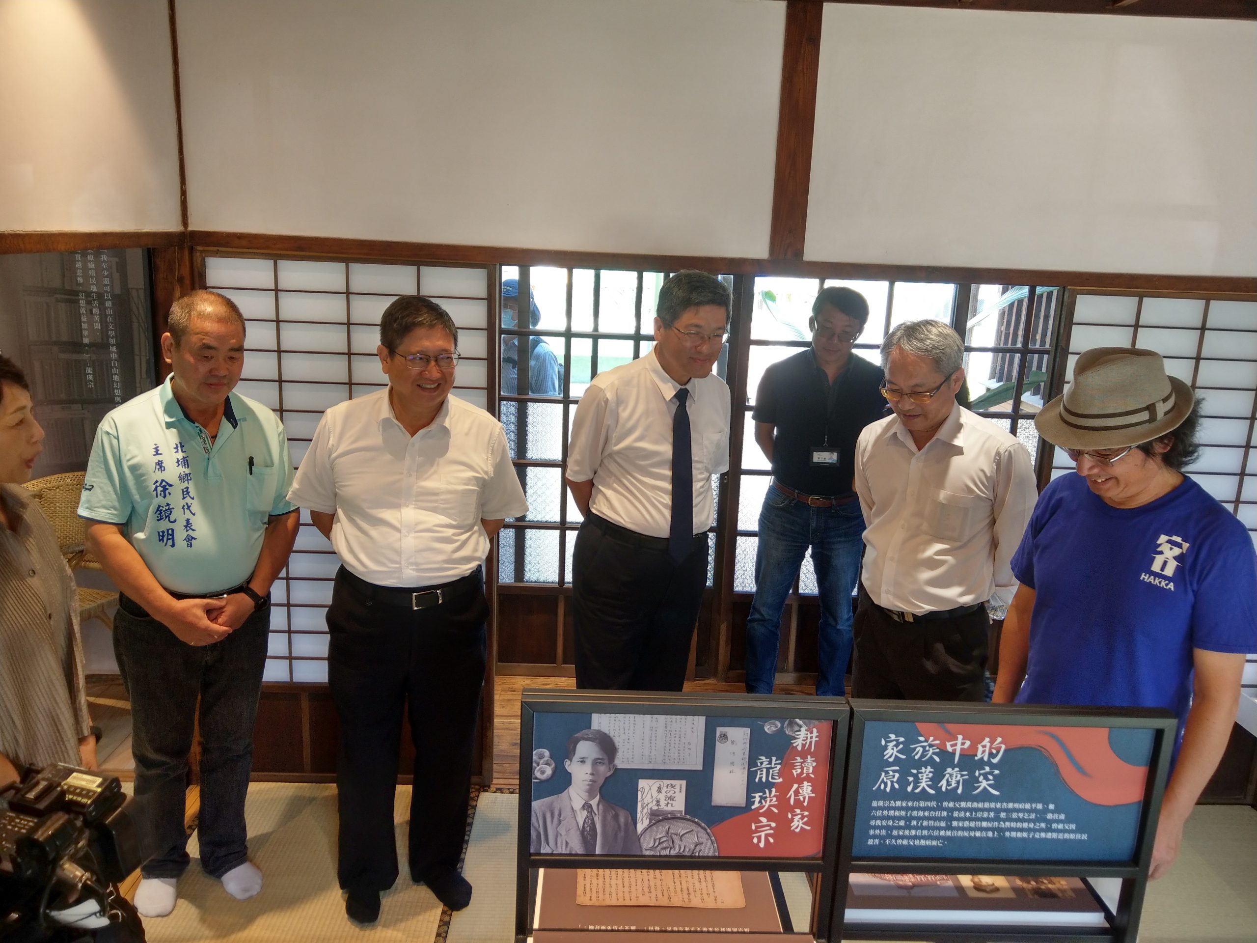 Read more about the article 講客進鄉團全程直播　龍瑛宗文學館開館 　楊長鎮盼更多人認識亻厓等个故事